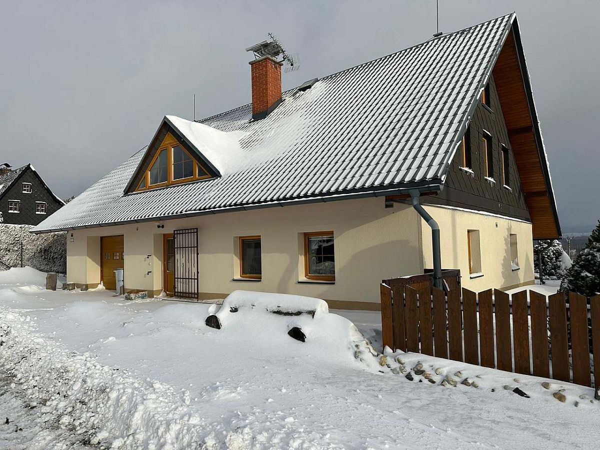 Chalupa hlavní pohled